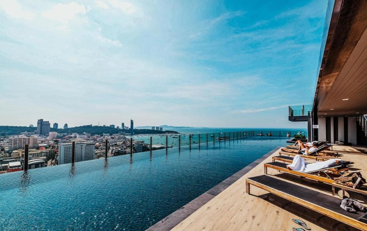 Central Pattaya - Sea View Large Balcony Condo With Infinity Pool Exterior photo