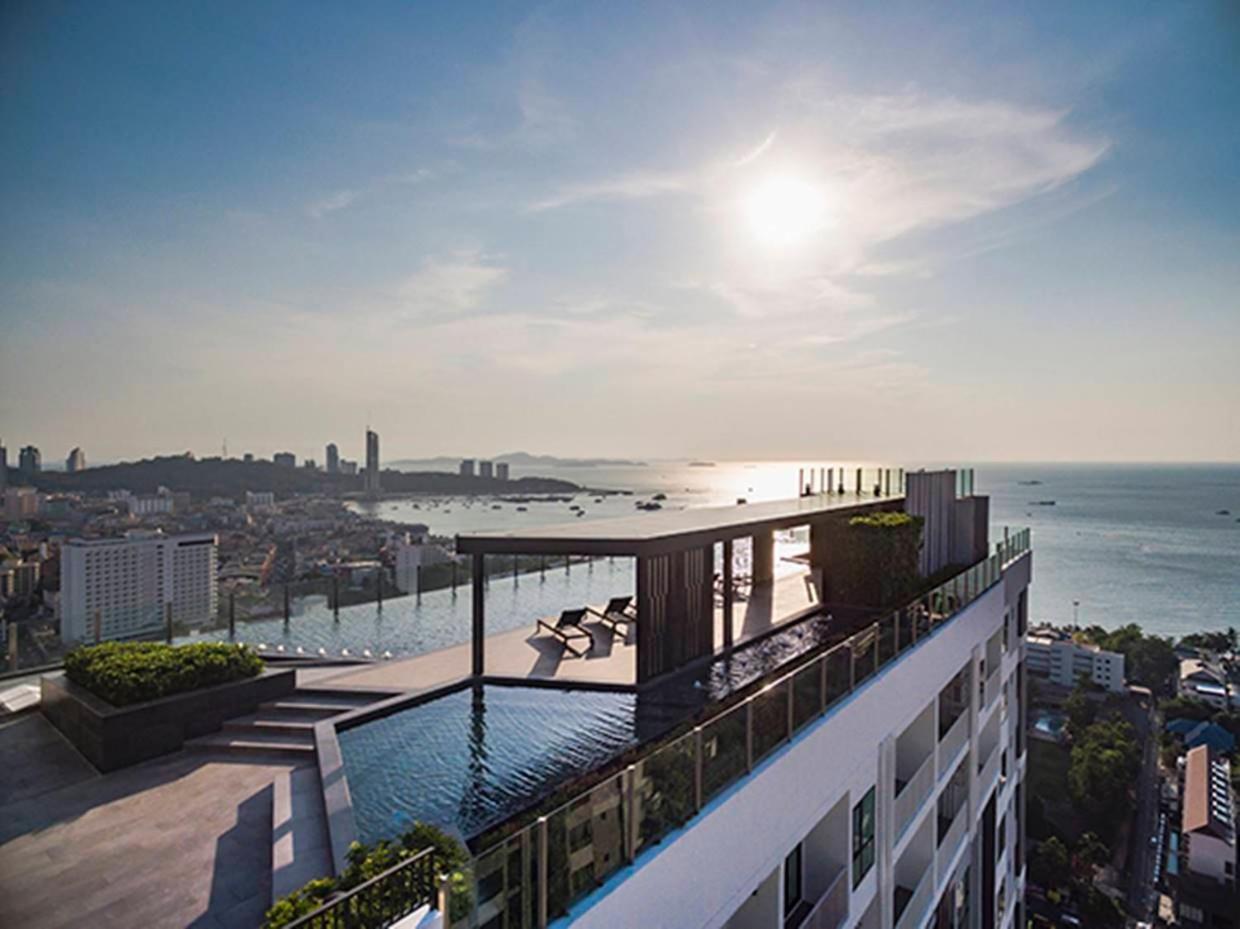 Central Pattaya - Sea View Large Balcony Condo With Infinity Pool Exterior photo