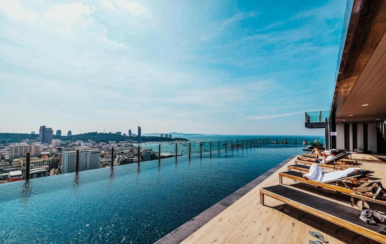 Central Pattaya - Sea View Large Balcony Condo With Infinity Pool Exterior photo