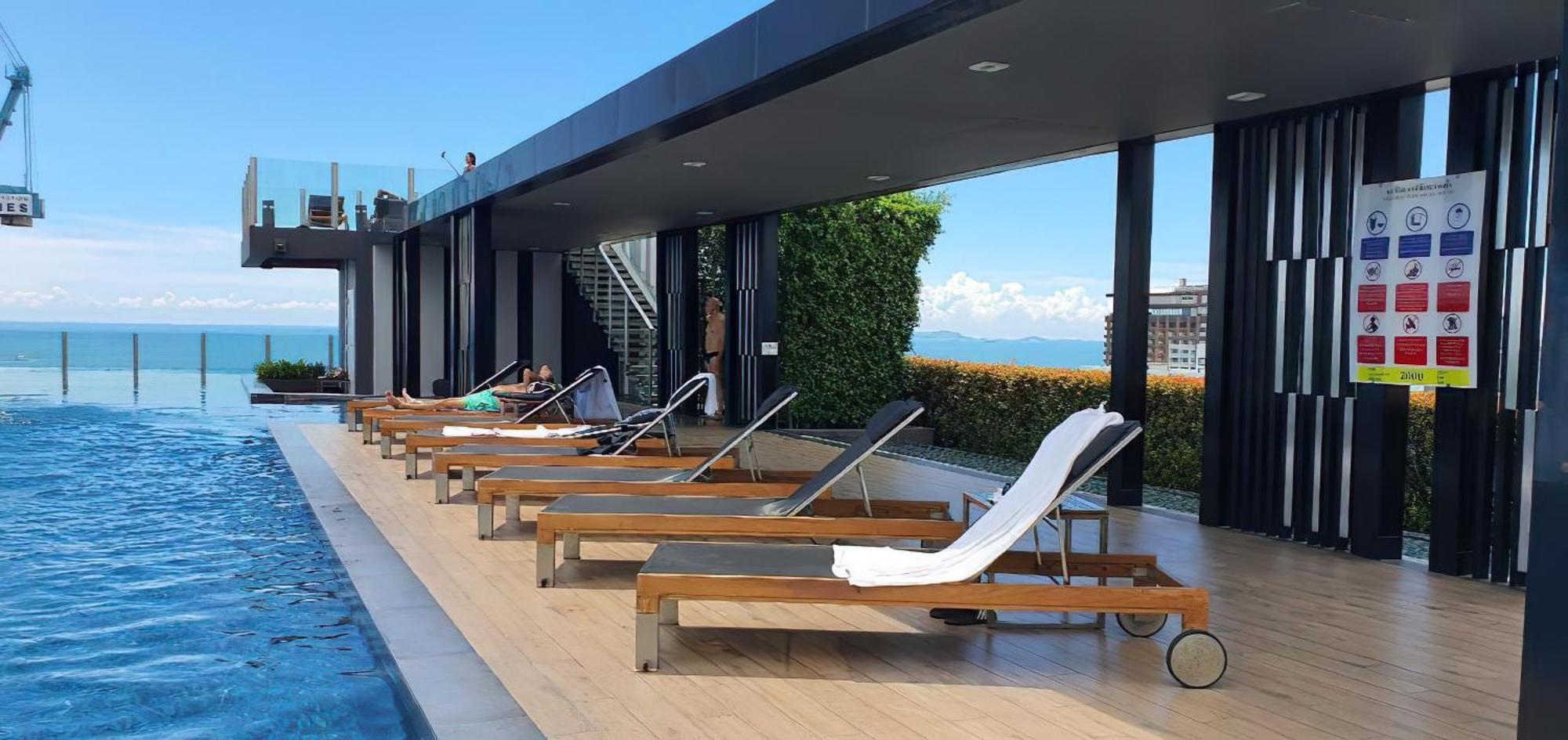 Central Pattaya - Sea View Large Balcony Condo With Infinity Pool Exterior photo