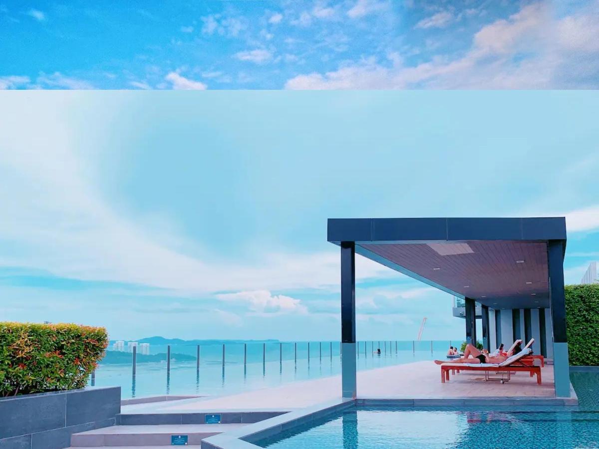 Central Pattaya - Sea View Large Balcony Condo With Infinity Pool Exterior photo